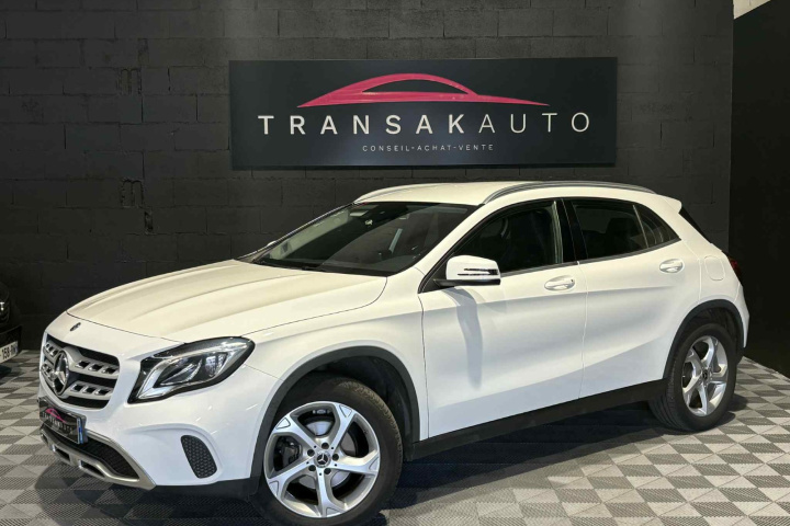 MERCEDES GLA