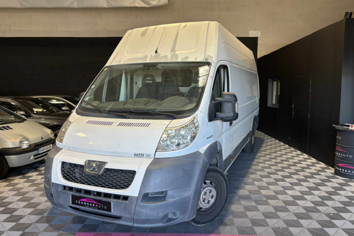 PEUGEOT BOXER FOURGON