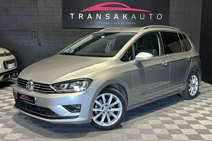 VOLKSWAGEN GOLF SPORTSVAN