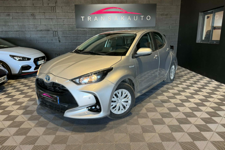 TOYOTA YARIS HYBRIDE MY22