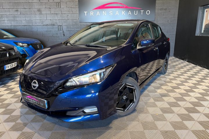 NISSAN LEAF 2022